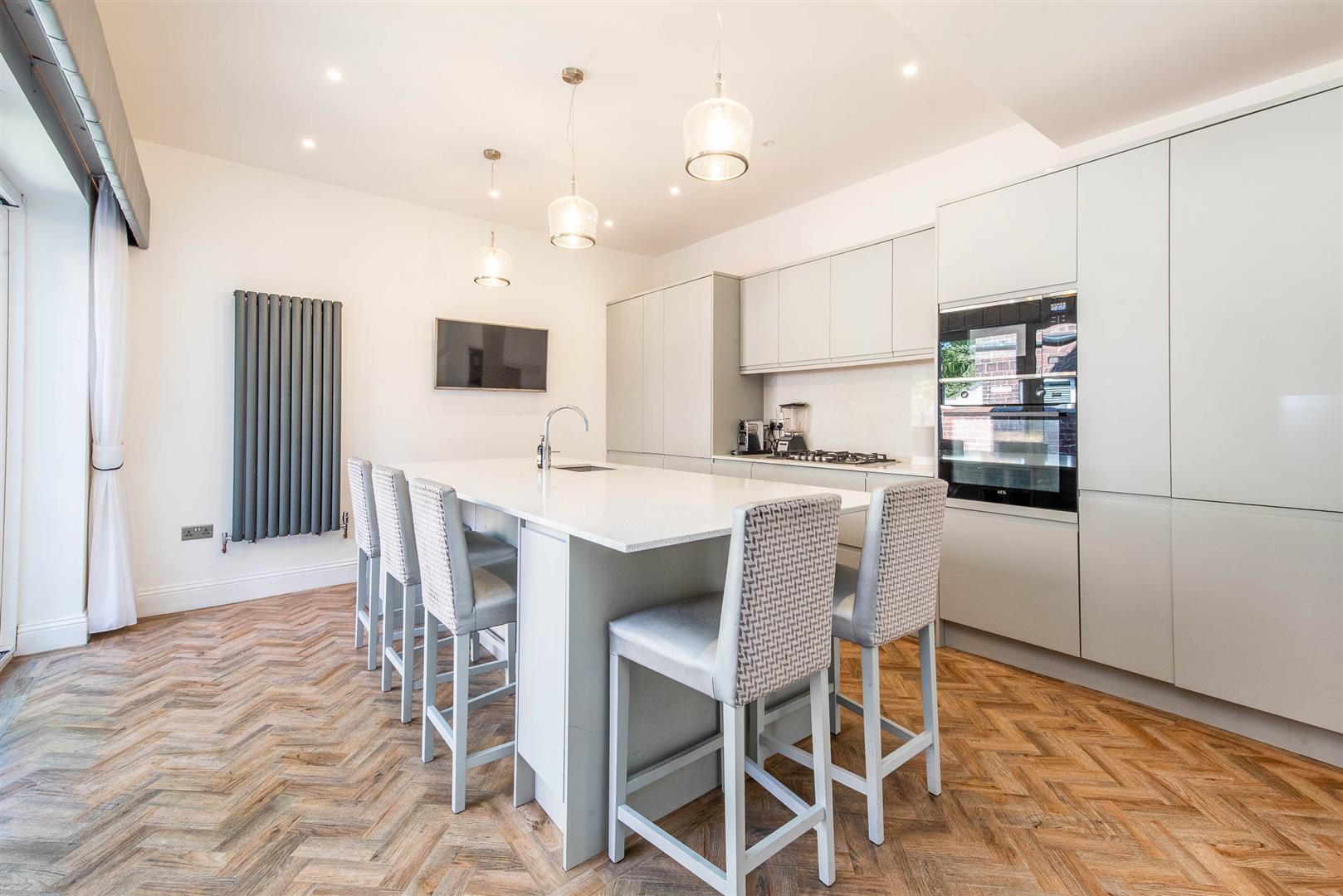 4 bed property in Regent Road, Chorley